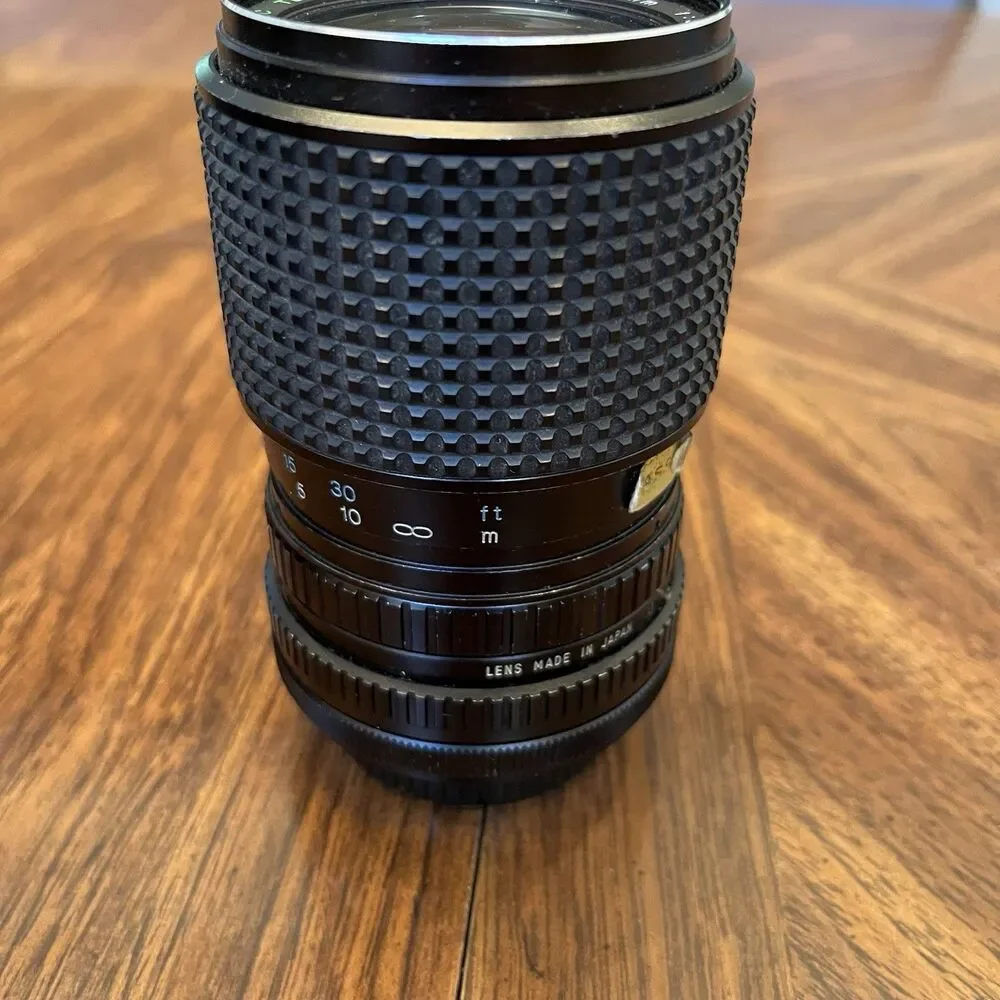 RMC Tokina Close Focusing Zoom 35-105mm 1:3.5-4.3 Lens